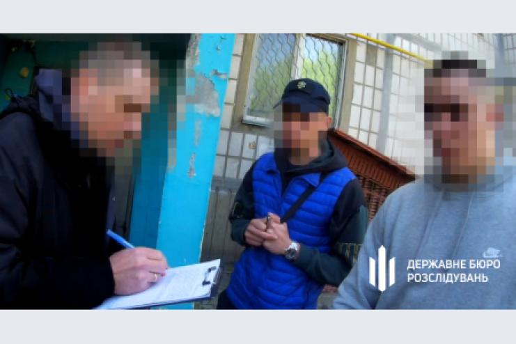 ДБР повідомило про підозру двом правоохоронцям у зґвалтуванні неповнолітньої дівчини